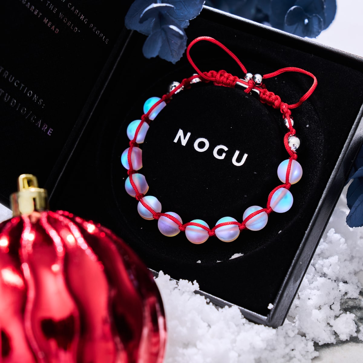 THE RED STRING COLLECTION