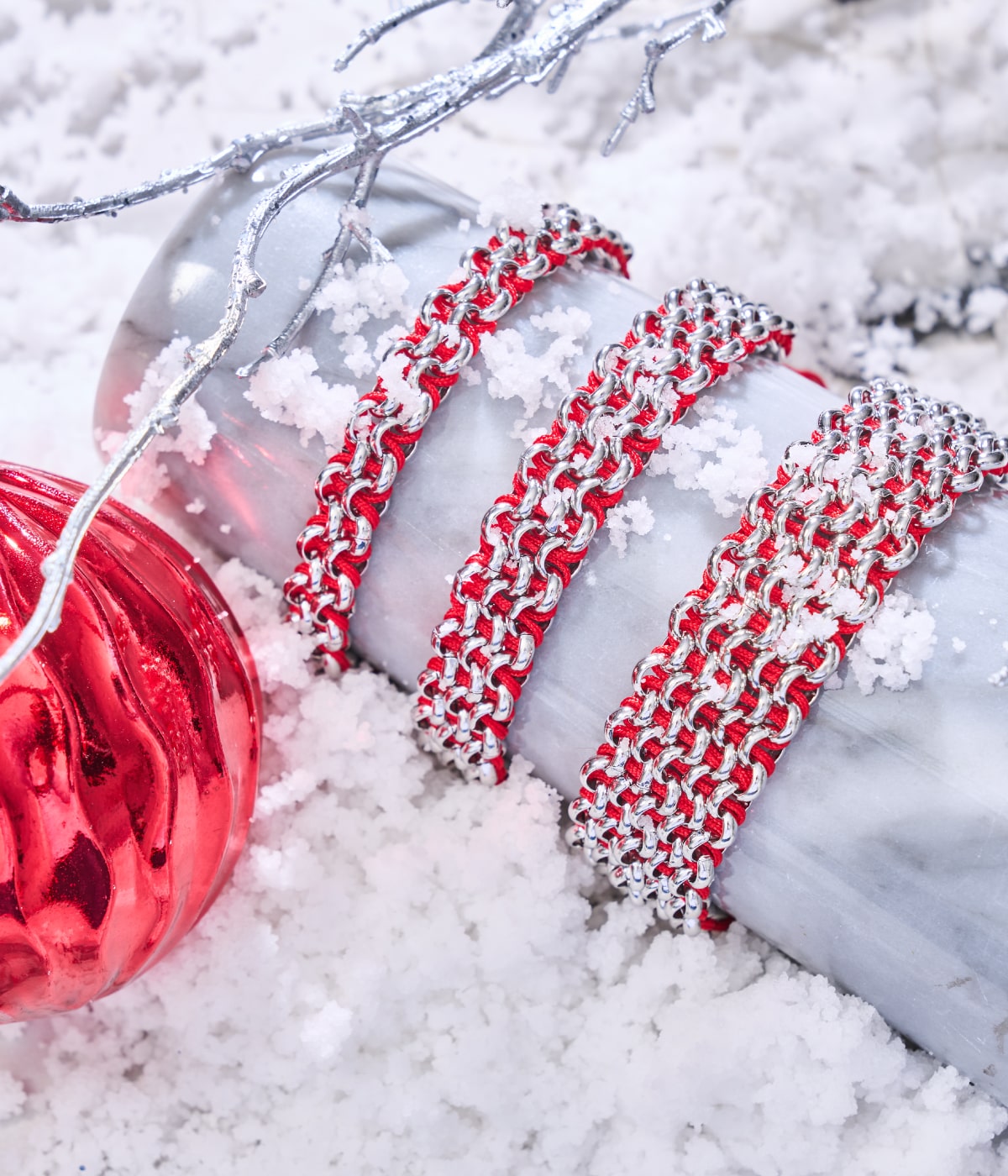 THE RED STRING COLLECTION