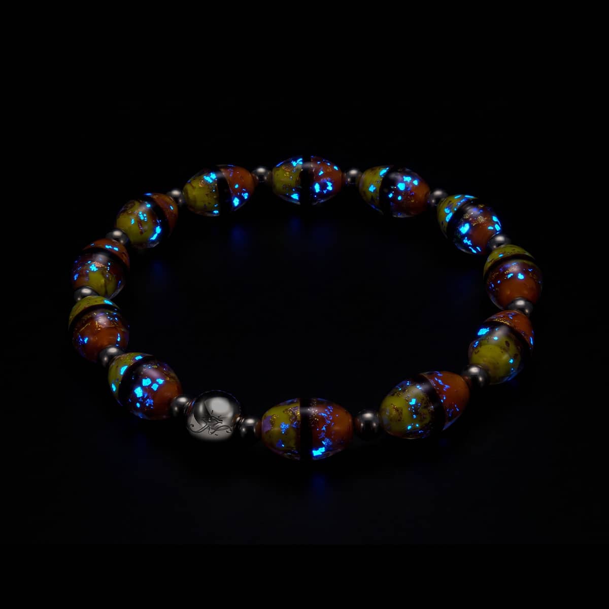 Golden Shore | Tiger Glass Oval Bracelet