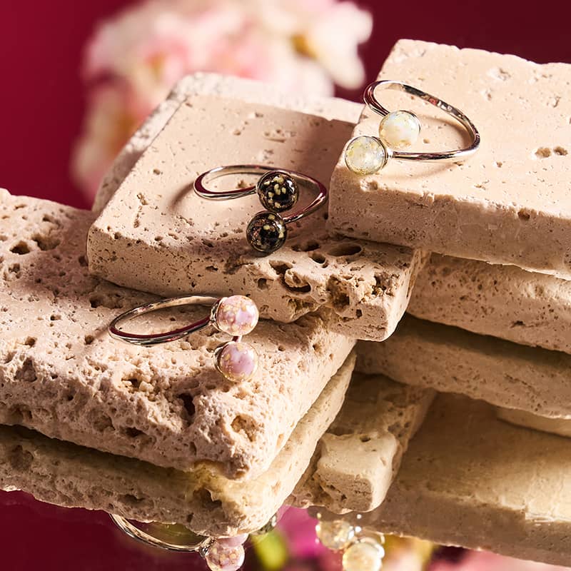 Ivory | .925 Sterling Silver | Firefly Glass | Infinity Helix Ring