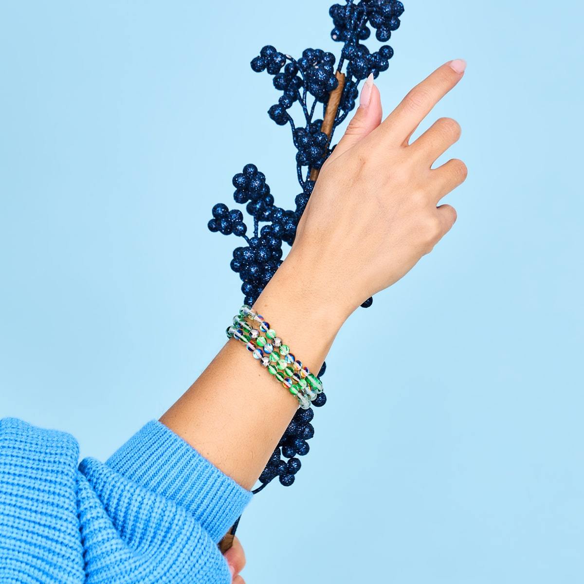 Mistletoe Silver Galaxy Glass Bead Bracelet – NOGU United States