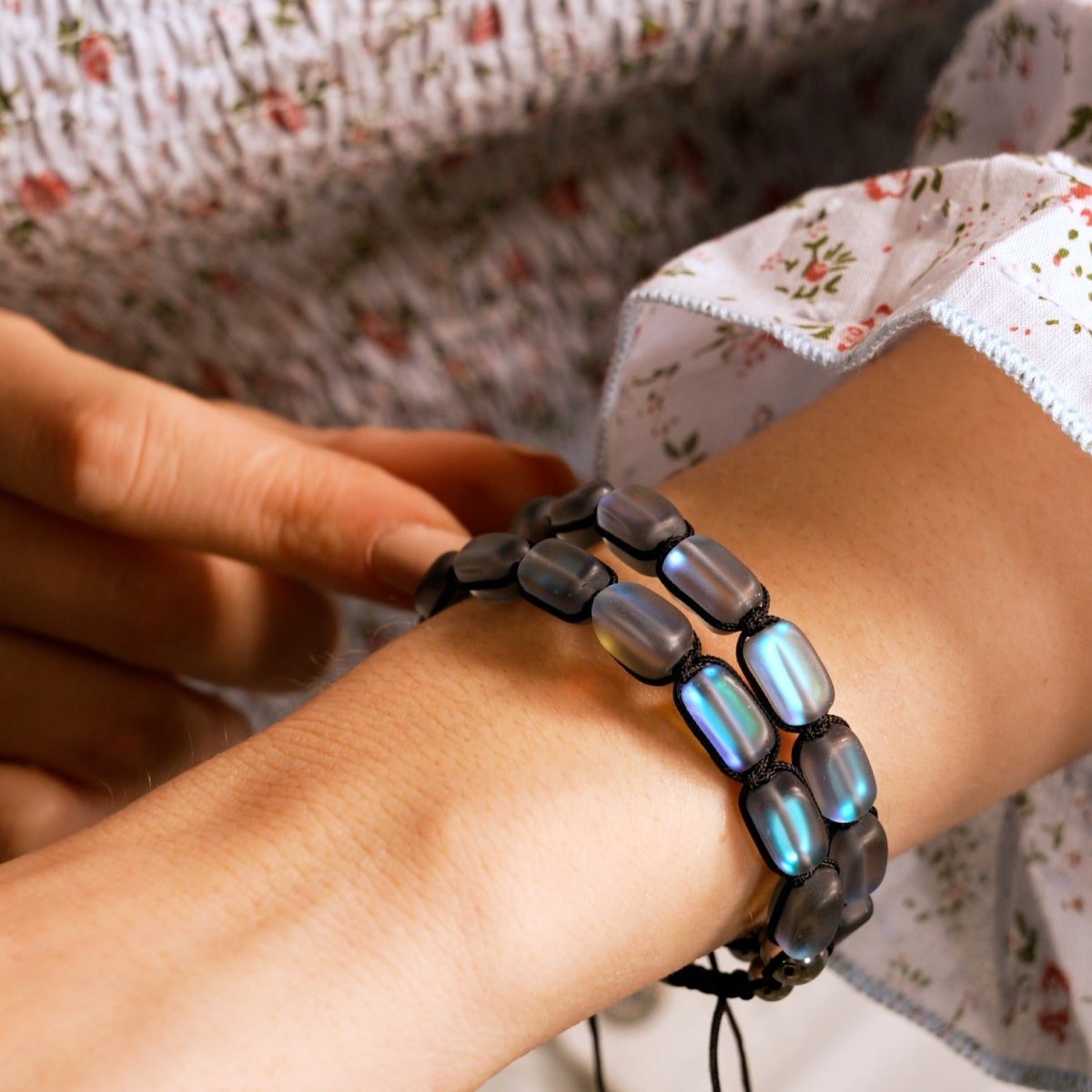 Grey | Silver | Mermaid Glass Pebble Macrame Bracelet