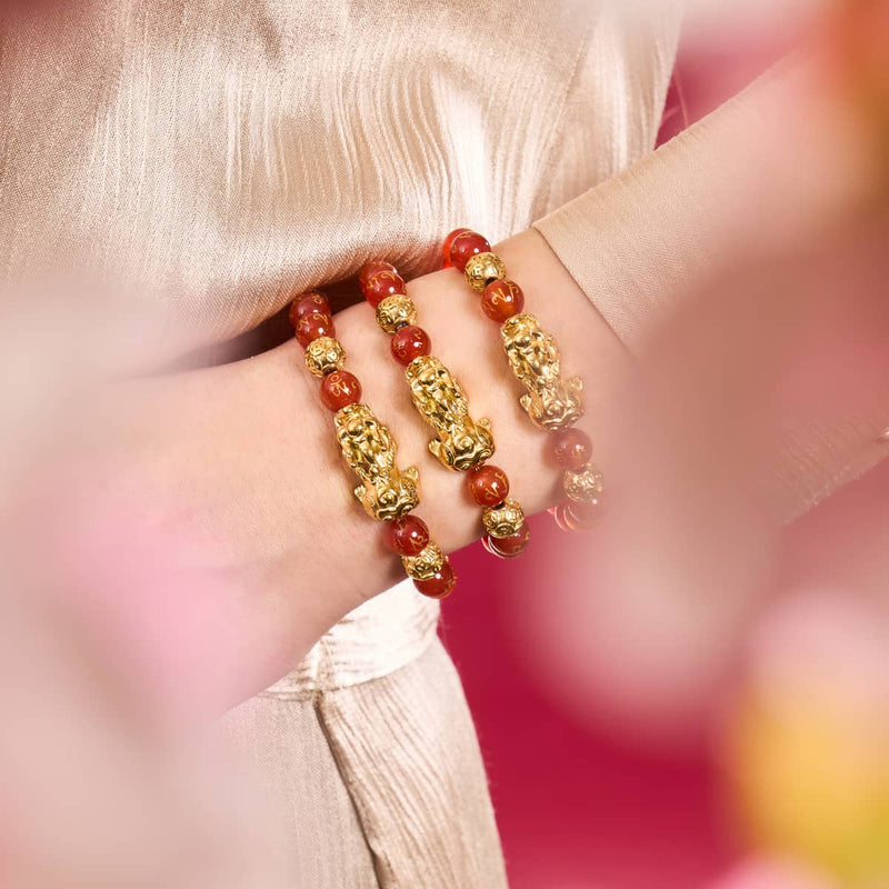 Pixiu Feng Shui Bracelet | FIRE Element | Red Agate x 18k Gold