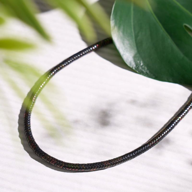 Serpentine | Rainbow Eclipse Hematite x Gunmetal | Double Wave Necklace