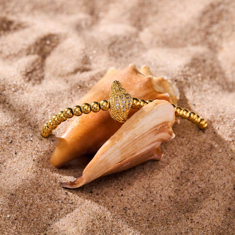 Isla | 18k Gold | Crystal Conch Shell Macrame Charmballa Bracelet