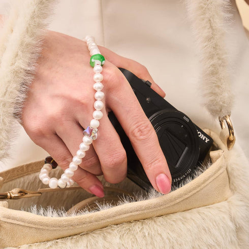 Alice in Wonderland | Freshwater Pearl | Phone Charm Strap