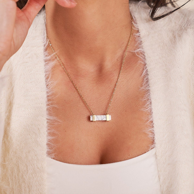Howlite | Gold | Gemstone Bar Necklace