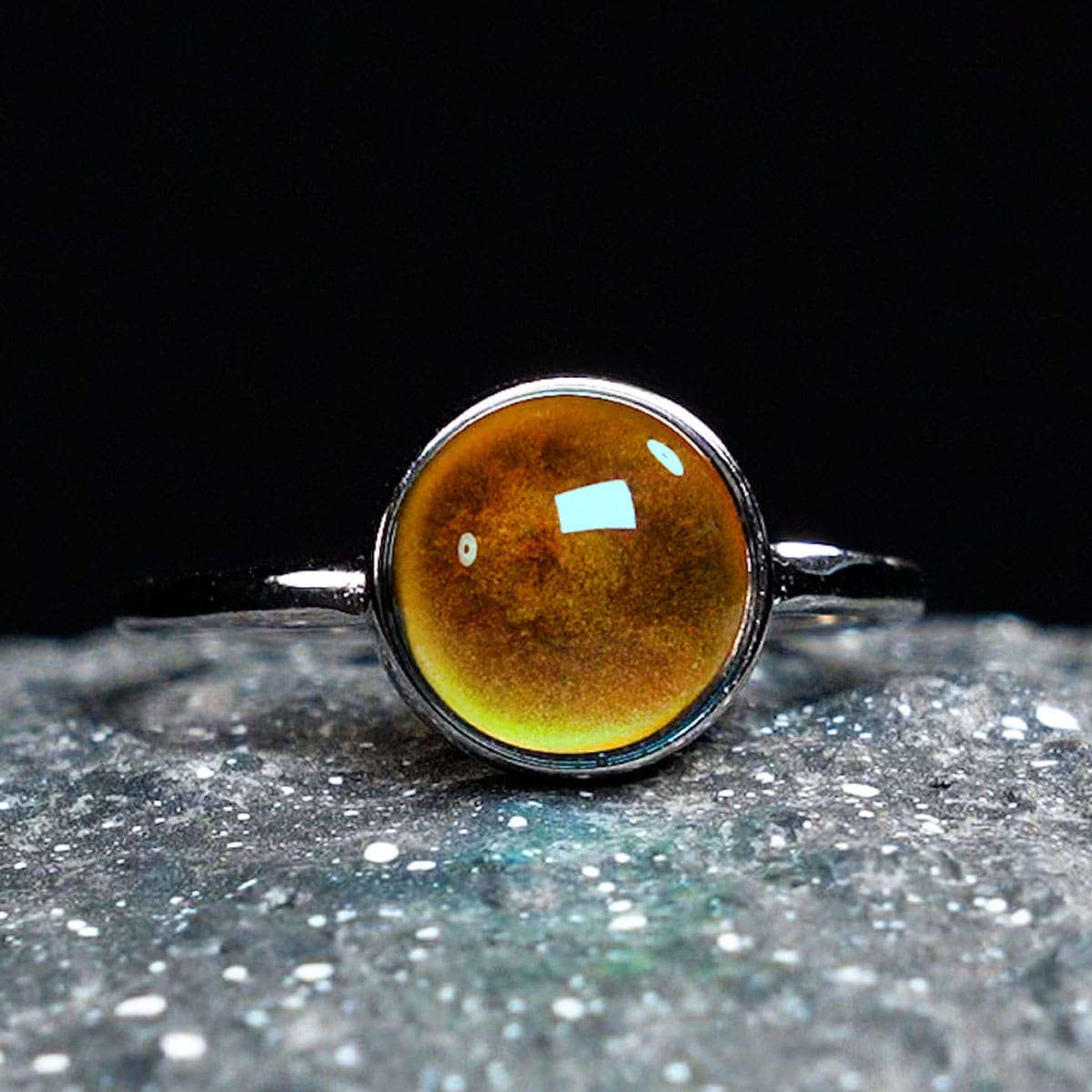 Chromata .925 Sterling Silver Mood Stone Ring NOGU.studio